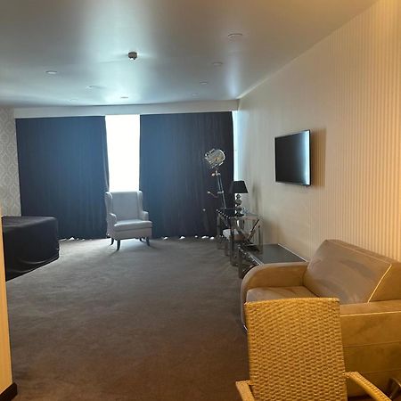 Maristella Marine Residense Hotel Apartment 敖德萨 外观 照片
