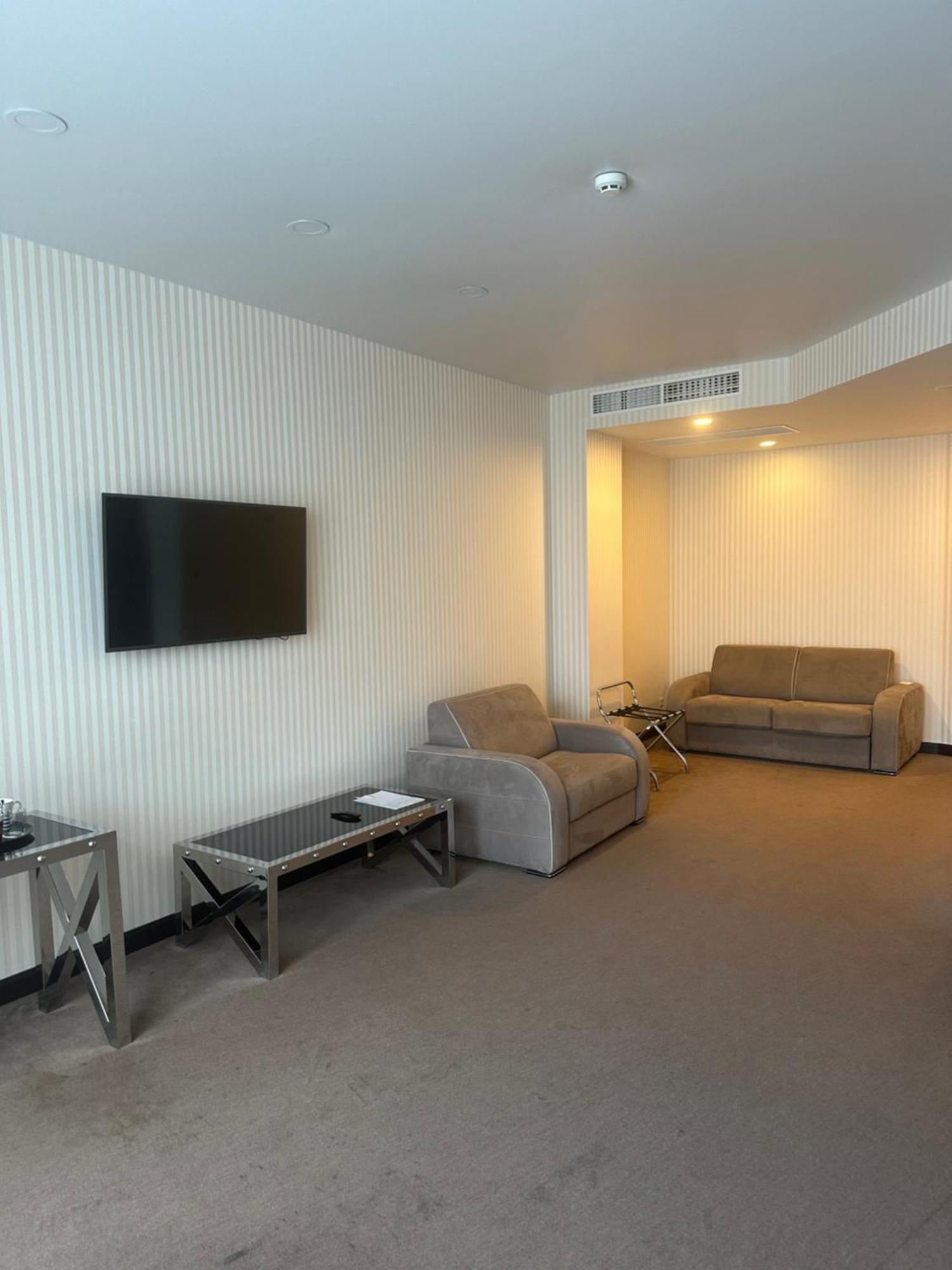 Maristella Marine Residense Hotel Apartment 敖德萨 外观 照片